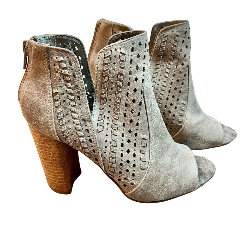 Carlos Santana "Libbie" Peep Toe Block Heel Botties Zip Back 7.5 Taupe - Picture 2 of 9